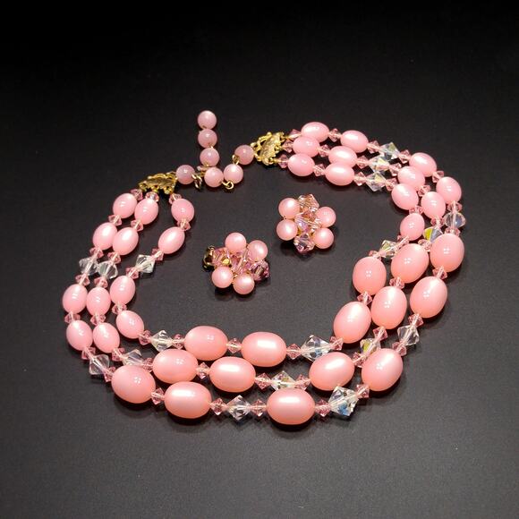 Vintage Japan Pink Beaded Necklace Earrings, Moonglow Lucite Crystal , 1950s - Picture 3 of 10